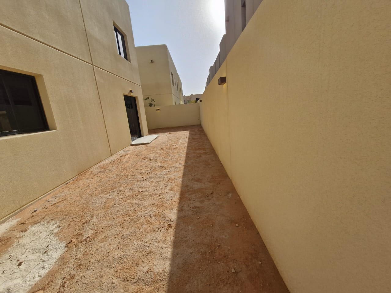 🏰 *Modern Luxury Villa in Sidra District – Roshn* ✨ 400 sqm | Contemporary Design Blending Elegance, Functionality & Sustainability 🌿♻️
